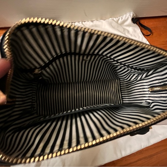 Excellent condition Kate Spade saffiano leather satchel - Picture 2 of 6